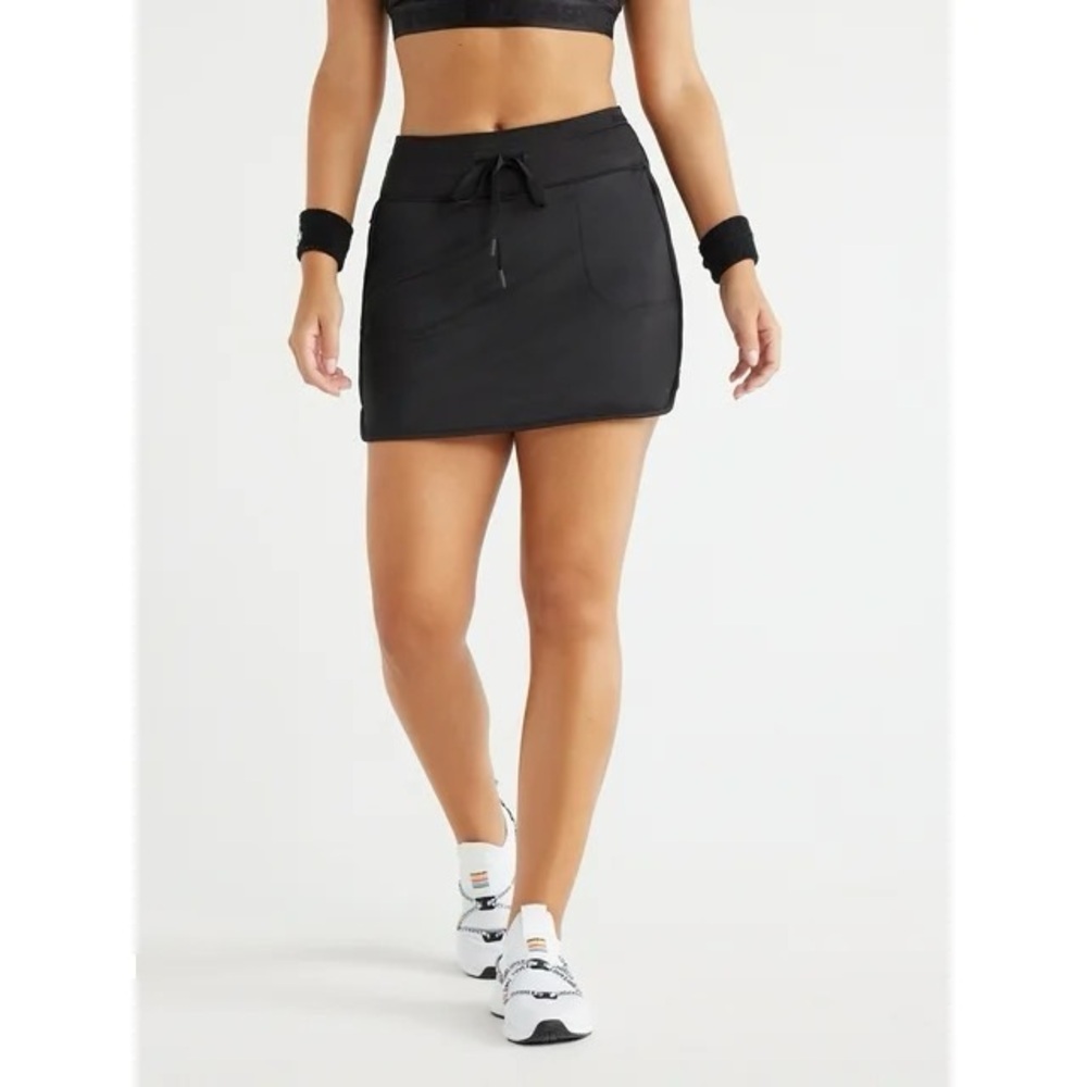 Love & Sports Women’s Active Skort